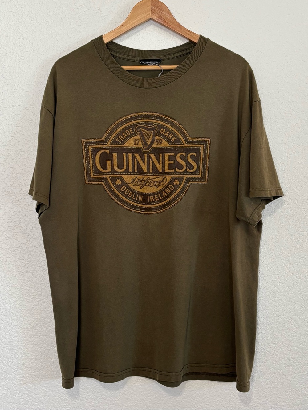 Guinness Dublin Ireland Graphic T Shirt Olive Green Men’s XXL Beer Logo Cotton